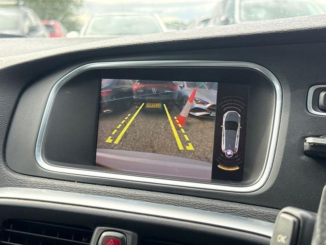 VOLVO V40 Photo 37