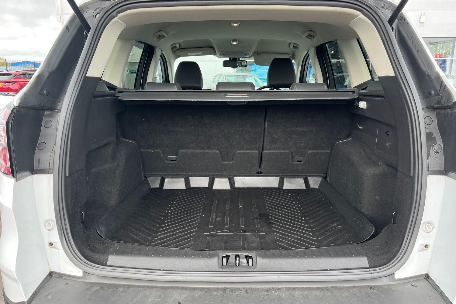 FORD KUGA Photo 20