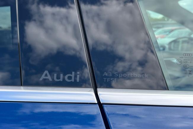 AUDI A3 Photo 42