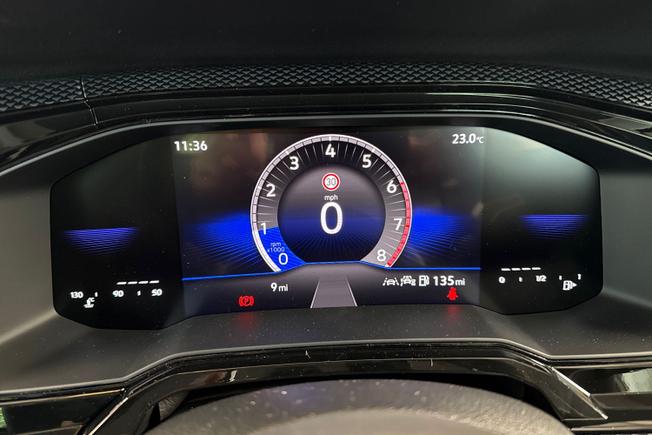 VOLKSWAGEN Polo Photo 15