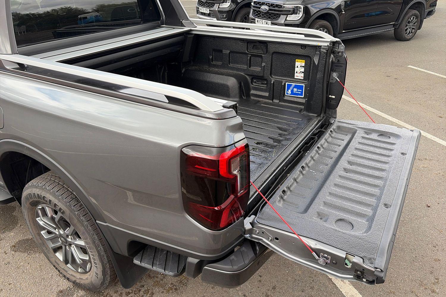 Ford RANGER Photo 4