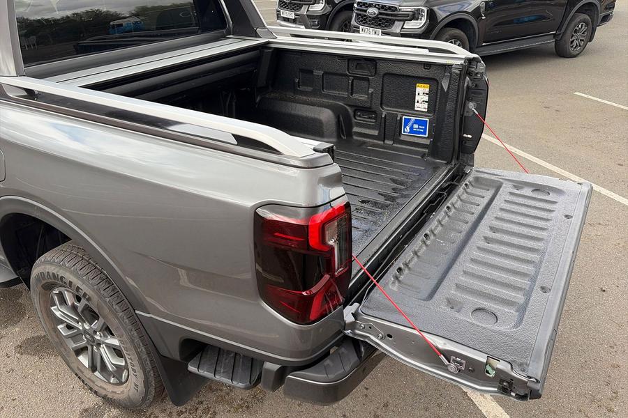 Ford RANGER Photo autoimg-e13f76c762e43dd9c0d7bae92f3328ebc203ccdf.jpg