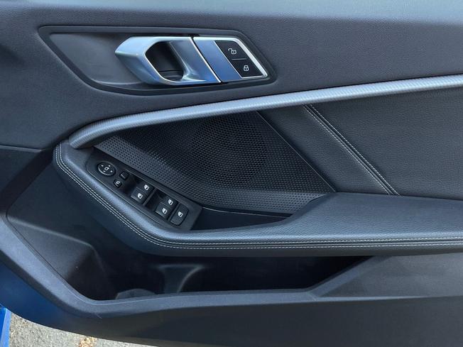 BMW 1 Series Photo 29