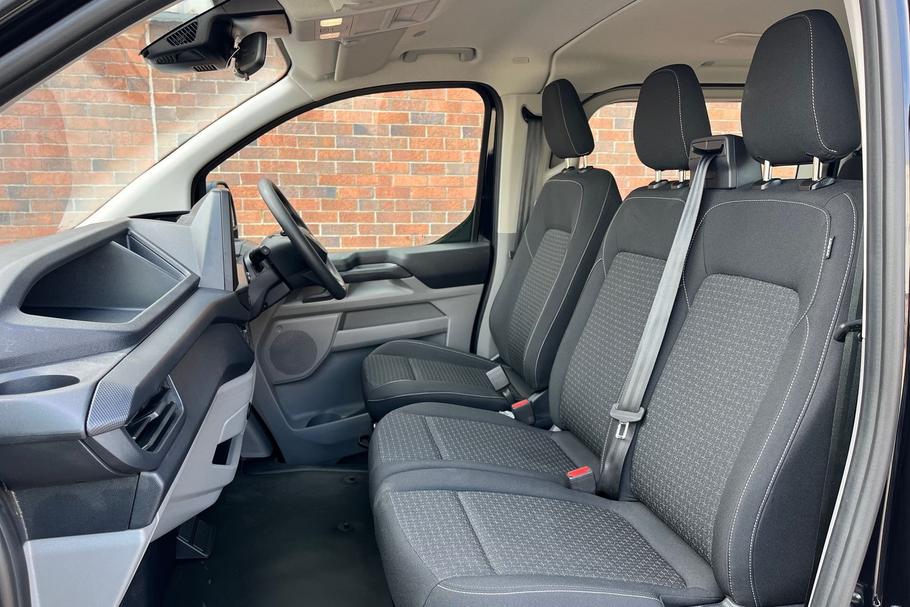 Used Ford TRANSIT CUSTOM WP75FXZ 33