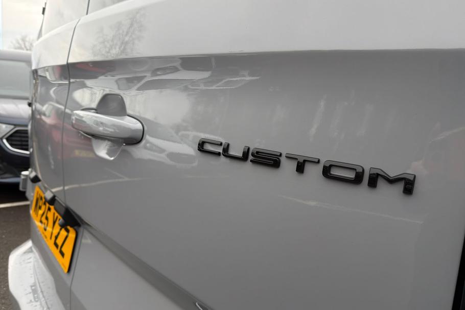 Used Ford TRANSIT CUSTOM WP25YZZ 19