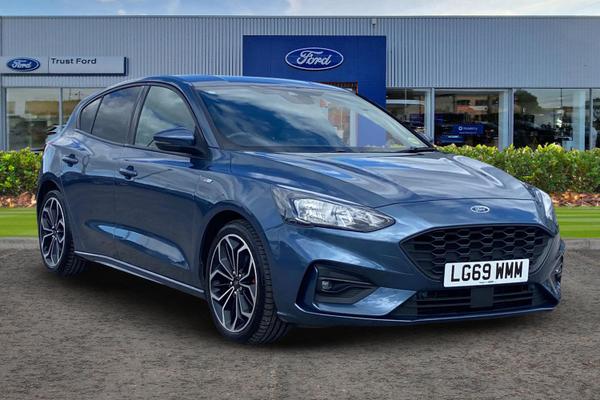 Used Ford FOCUS LG69WMM