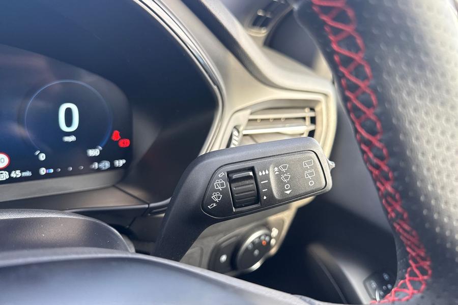 Ford FOCUS Photo autoimg-e14bc61c4fb91eb860db8dcc3c3d86729334901b.jpg