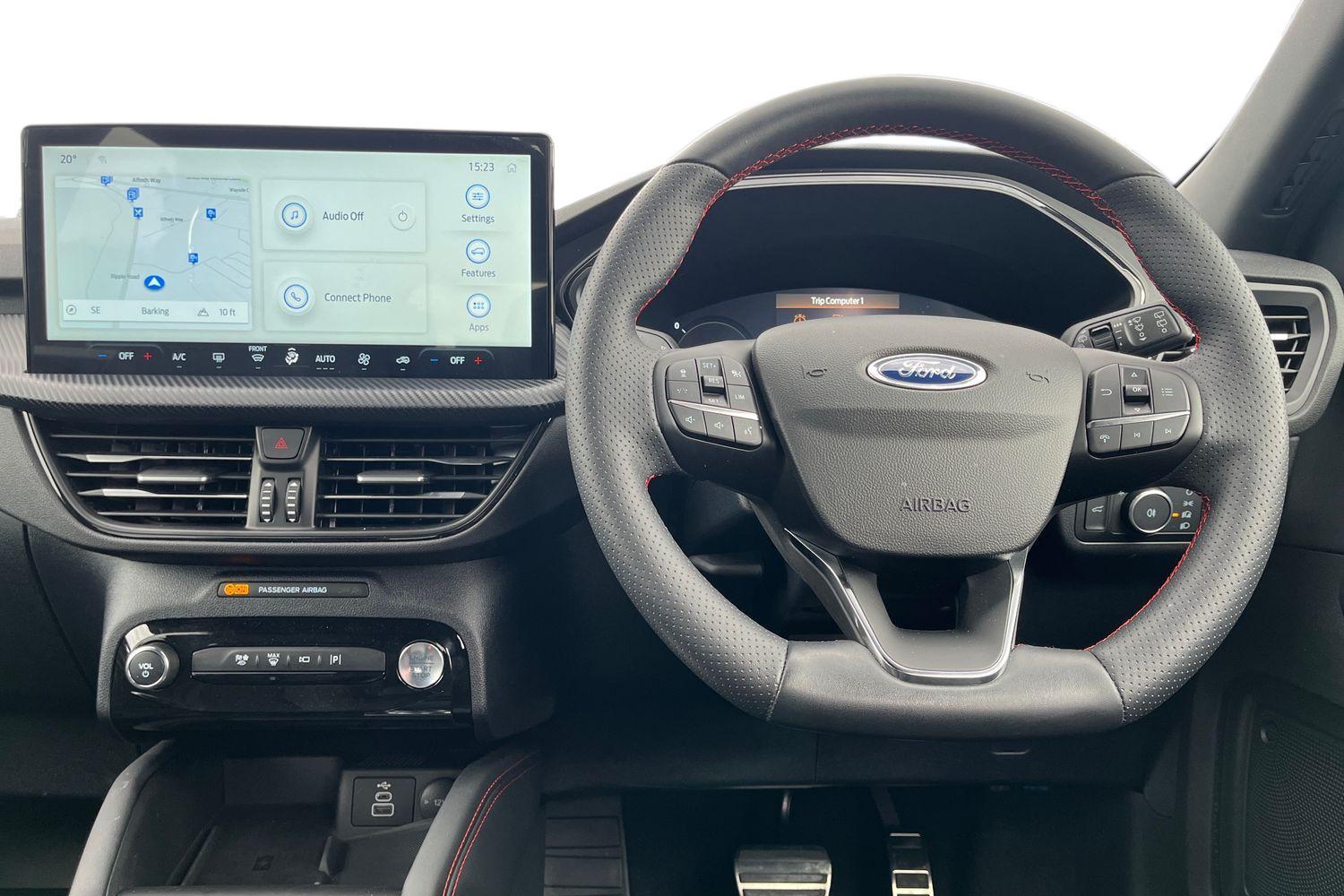 Ford KUGA Photo 10