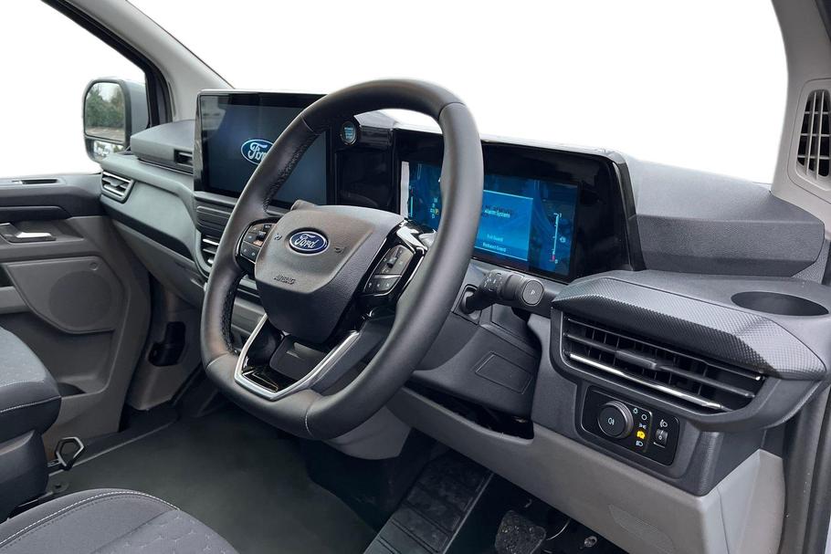 Used Ford TRANSIT CUSTOM YO25URE 13