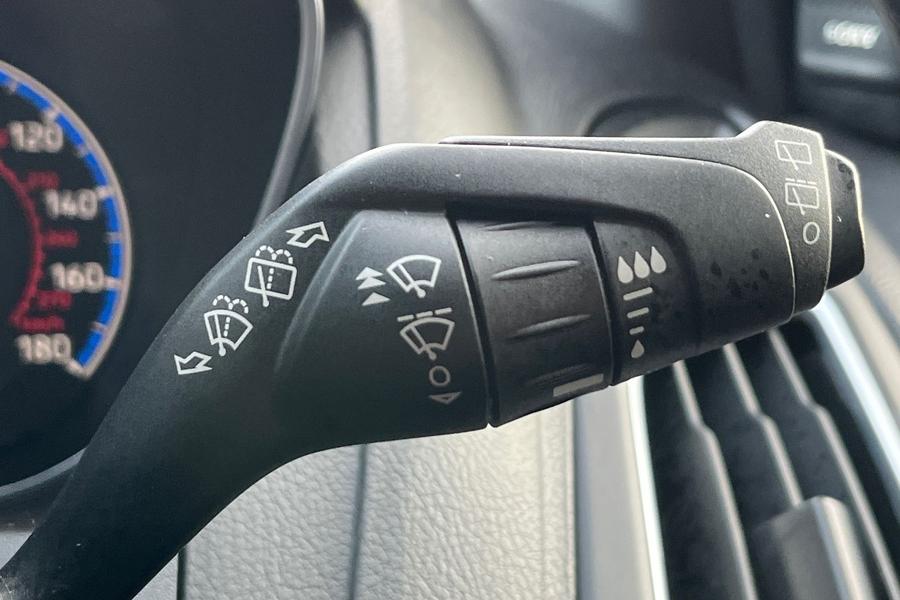 Ford FOCUS RS Photo autoimg-e1513894025b382e985dc670a50585d5bf942346.jpg