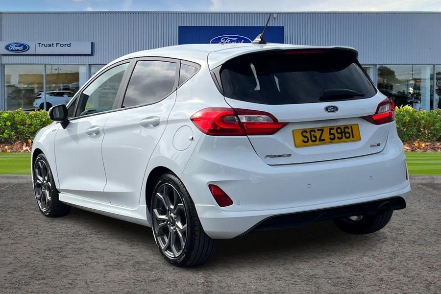 Ford FIESTA Photo autoimg-e154b2219ab29c7123558cfaa5556fe9b778e33b.jpg