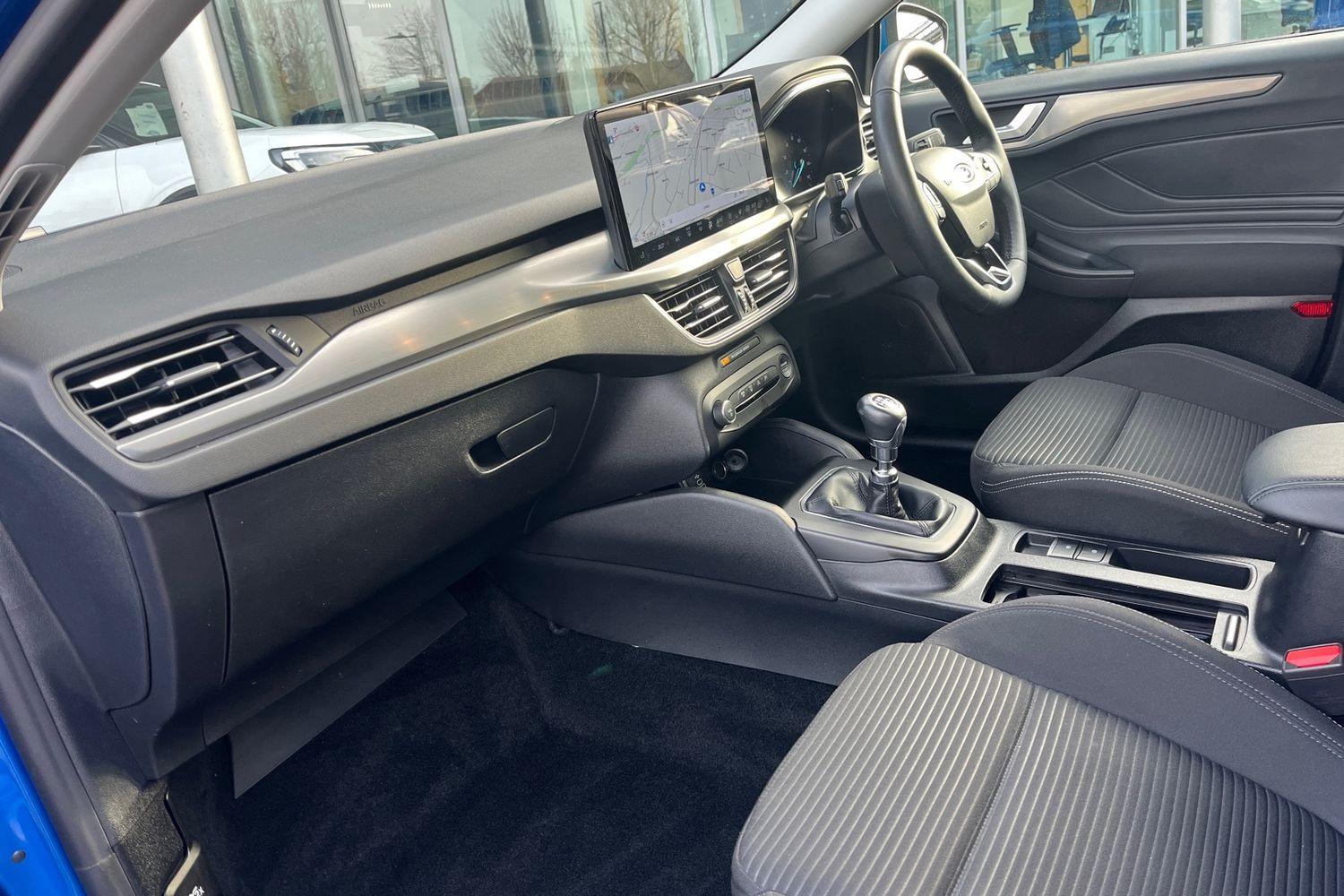Ford Focus Photo 17