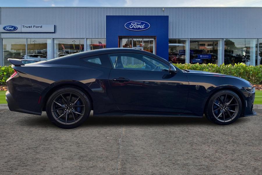 Ford MUSTANG Photo autoimg-e15b666b50501620f34edceafe8d9077052eb889.jpg