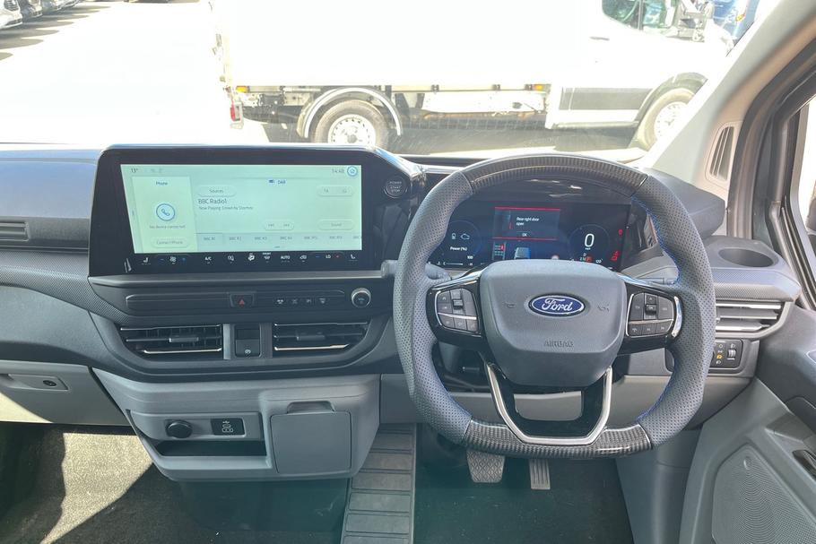 Used FORD TRANSIT CUSTOM MJ75TFX 31