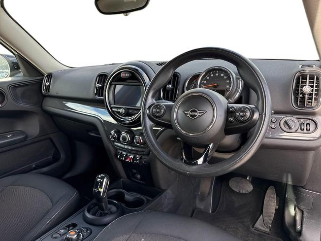 MINI Countryman Photo 6