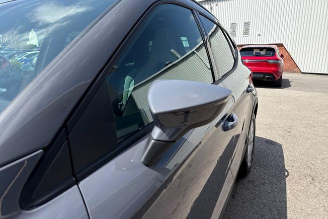 SEAT Arona Photo 30