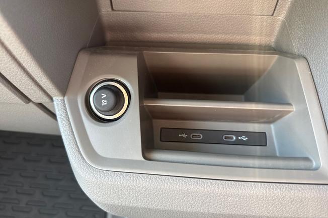 VOLKSWAGEN Crafter Photo 33