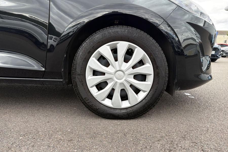 Ford FIESTA Photo autoimg-e16051e6048129e3afe67751f21fad4998b22bc2.jpg