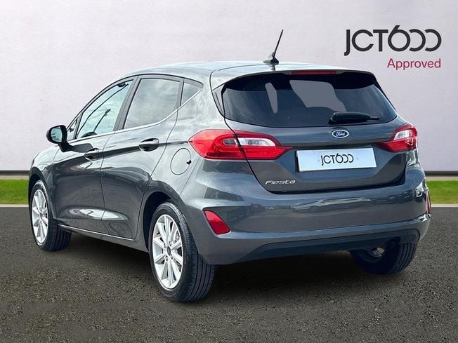 FORD Fiesta Photo 3