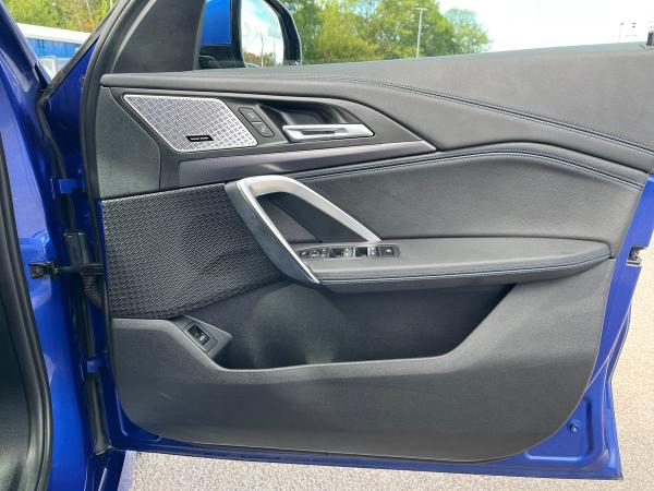 BMW X1 Photo autoimg-e166e91be34b630bc48dcd4e0dbbbb20ee87f54b.jpg
