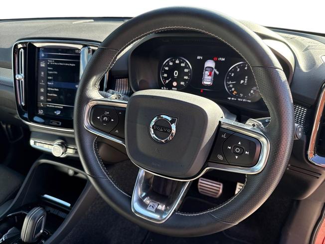 VOLVO Xc40 Photo 11