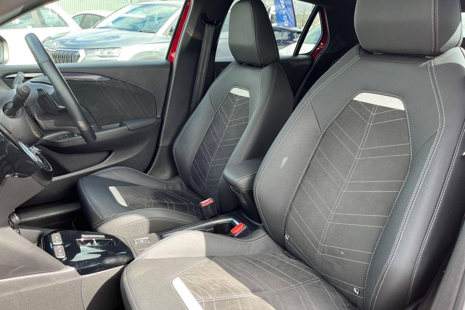 Vauxhall CORSA Photo 18