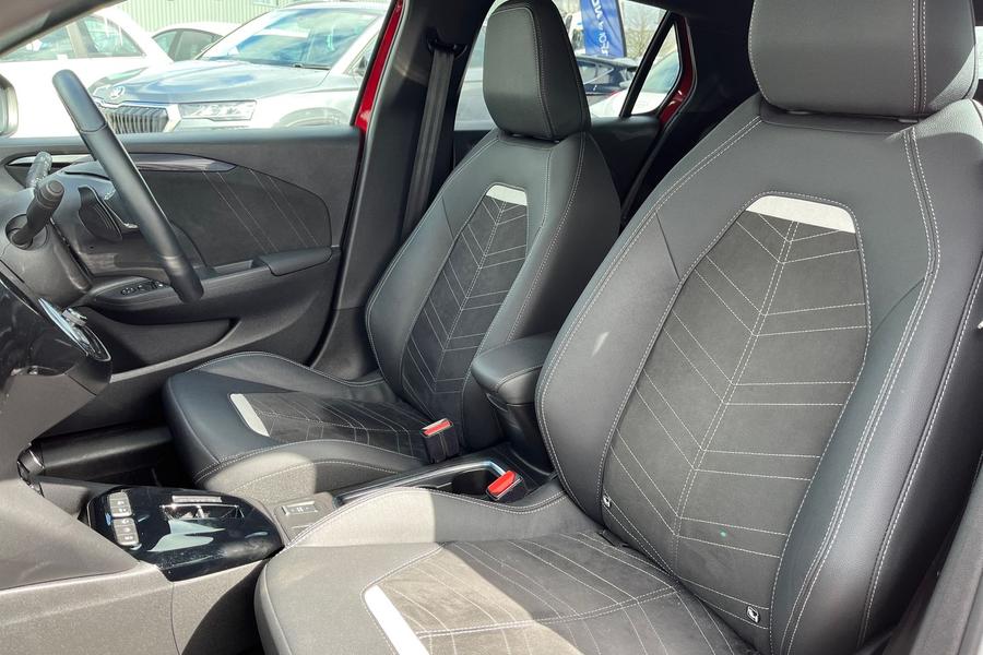 Vauxhall CORSA Photo autoimg-e16882b6bda88a4ead3b18e4e0a87c29b085f0be.jpg