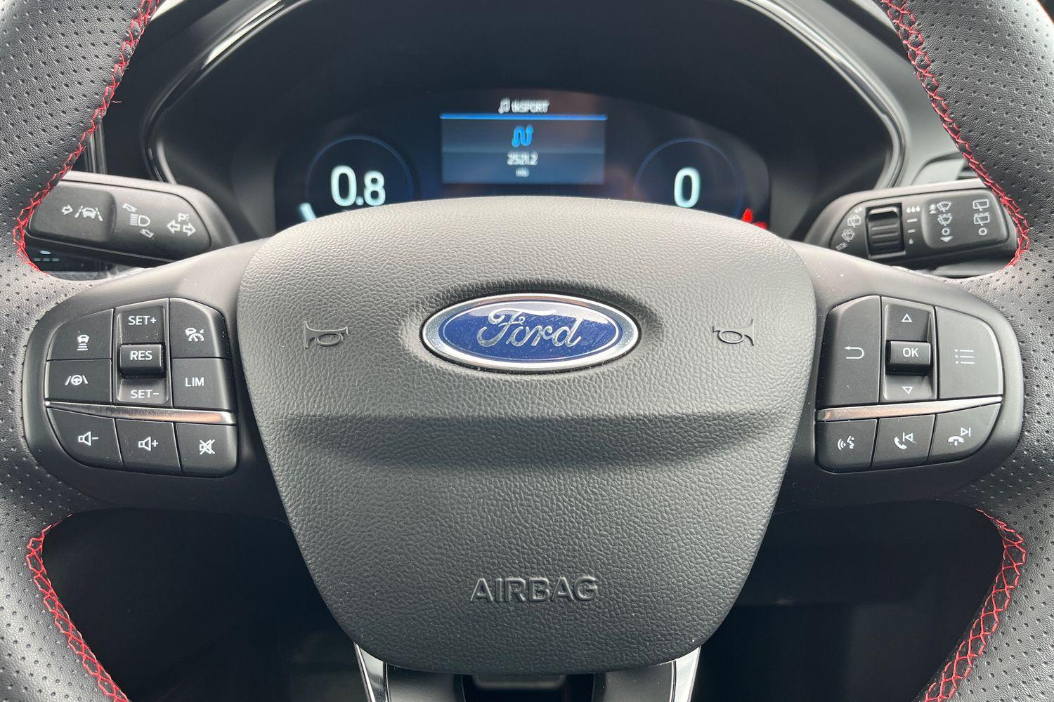 Ford FOCUS Photo 11