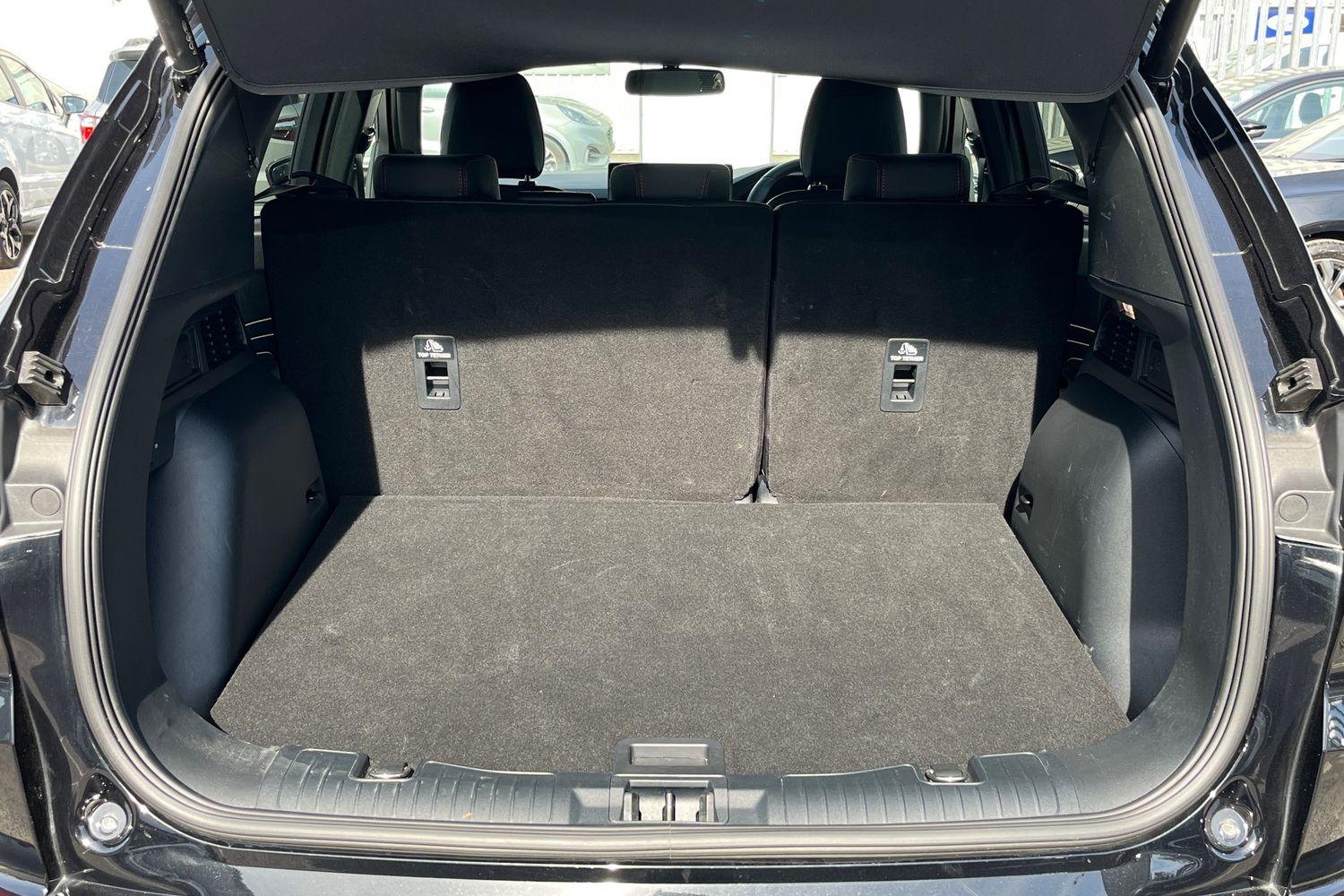 Ford KUGA Photo 20