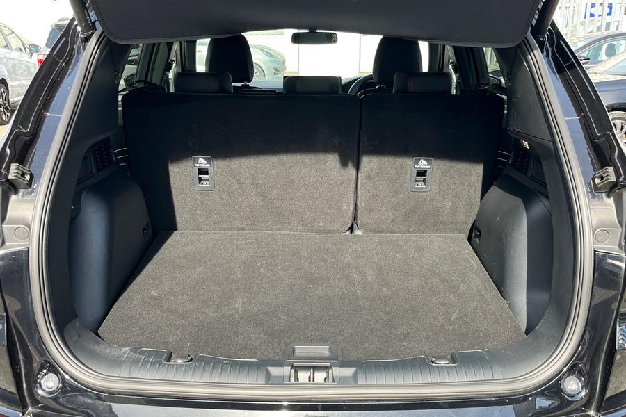 Ford KUGA Photo autoimg-e16a23b6d8a5adabb58bfd8e630c7754c60e3b8b.jpg