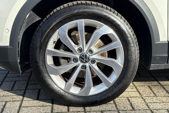 VOLKSWAGEN T-Roc Photo 5