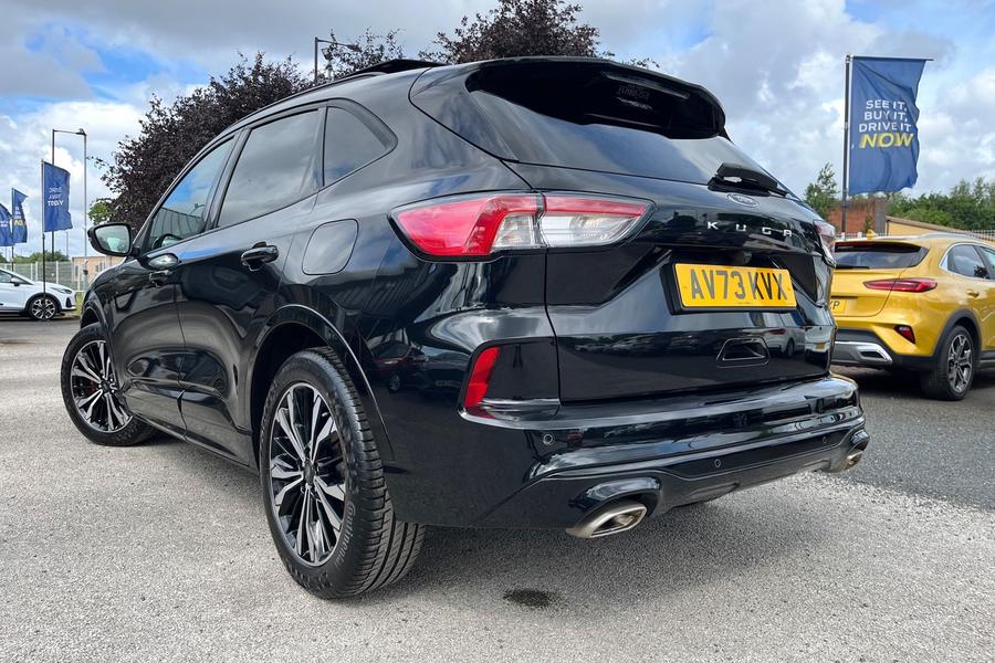 Ford Kuga Photo autoimg-e16b8cd52d6ddd98c05fcec79ade545f1d8e6af2.jpg