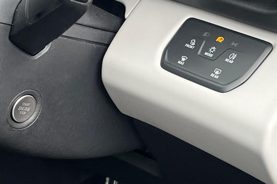 Ford Explorer Photo autoimg-e16f814f3fb26753d953762e4ac5f8e6d4199811.jpg