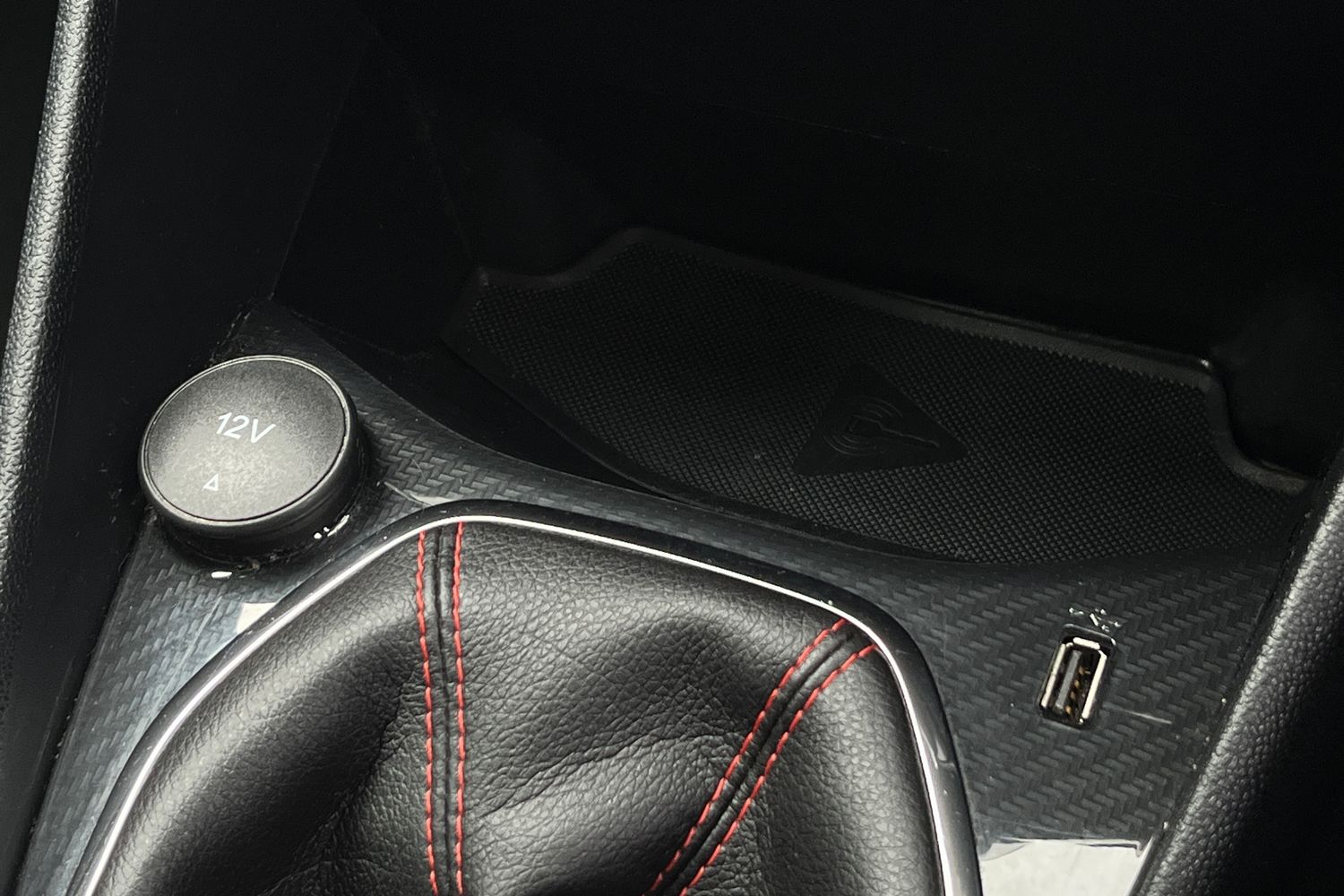 Ford FIESTA Photo 30