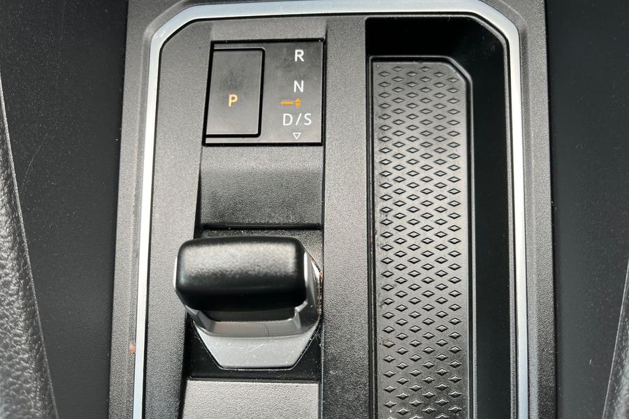 Ford TOURNEO CONNECT Photo autoimg-e171e7fdacb7a3a814817438fe16986266d79d9d.jpg