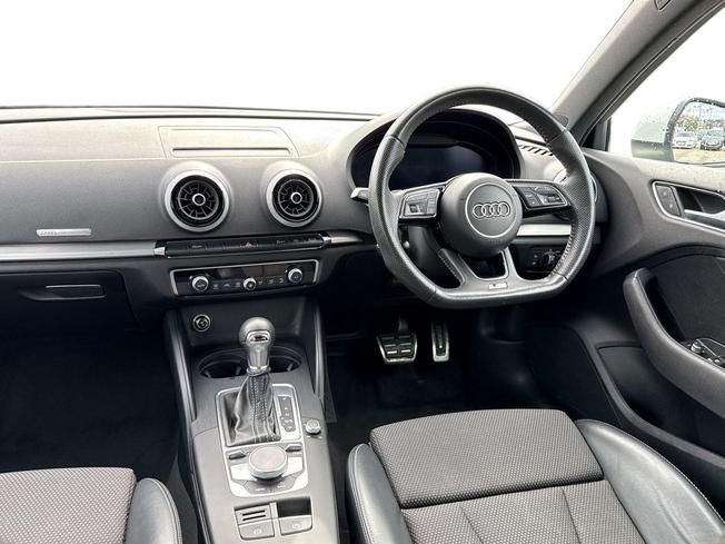 Audi A3 Photo 11