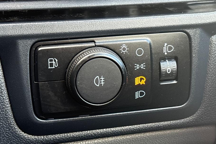 Used FORD TRANSIT CUSTOM EA75HHB 9