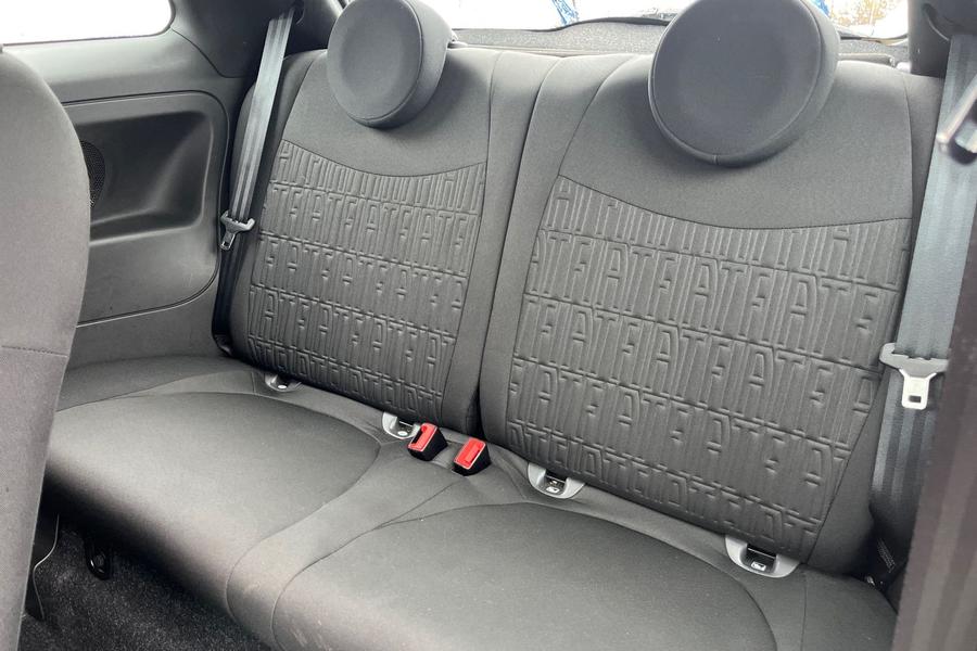 Fiat 500 Photo autoimg-e186affdbe287758fa73adbf3c7ffba3b3cfe89e.jpg