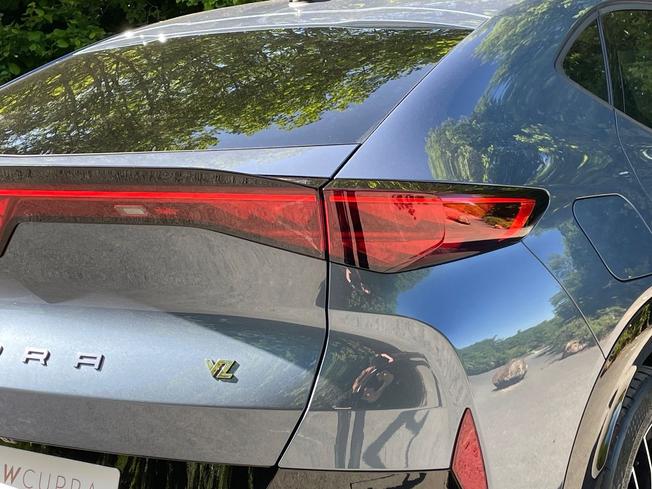 CUPRA Tavascan Photo 18