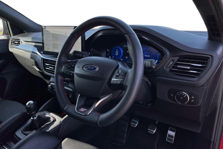 Ford Focus Photo autoimg-e188b87bc3a249a430886781f17f1febadab00ea.jpg
