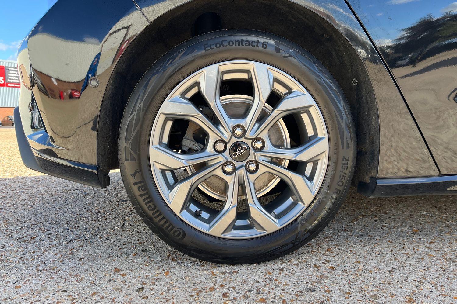 Ford Focus Photo 7