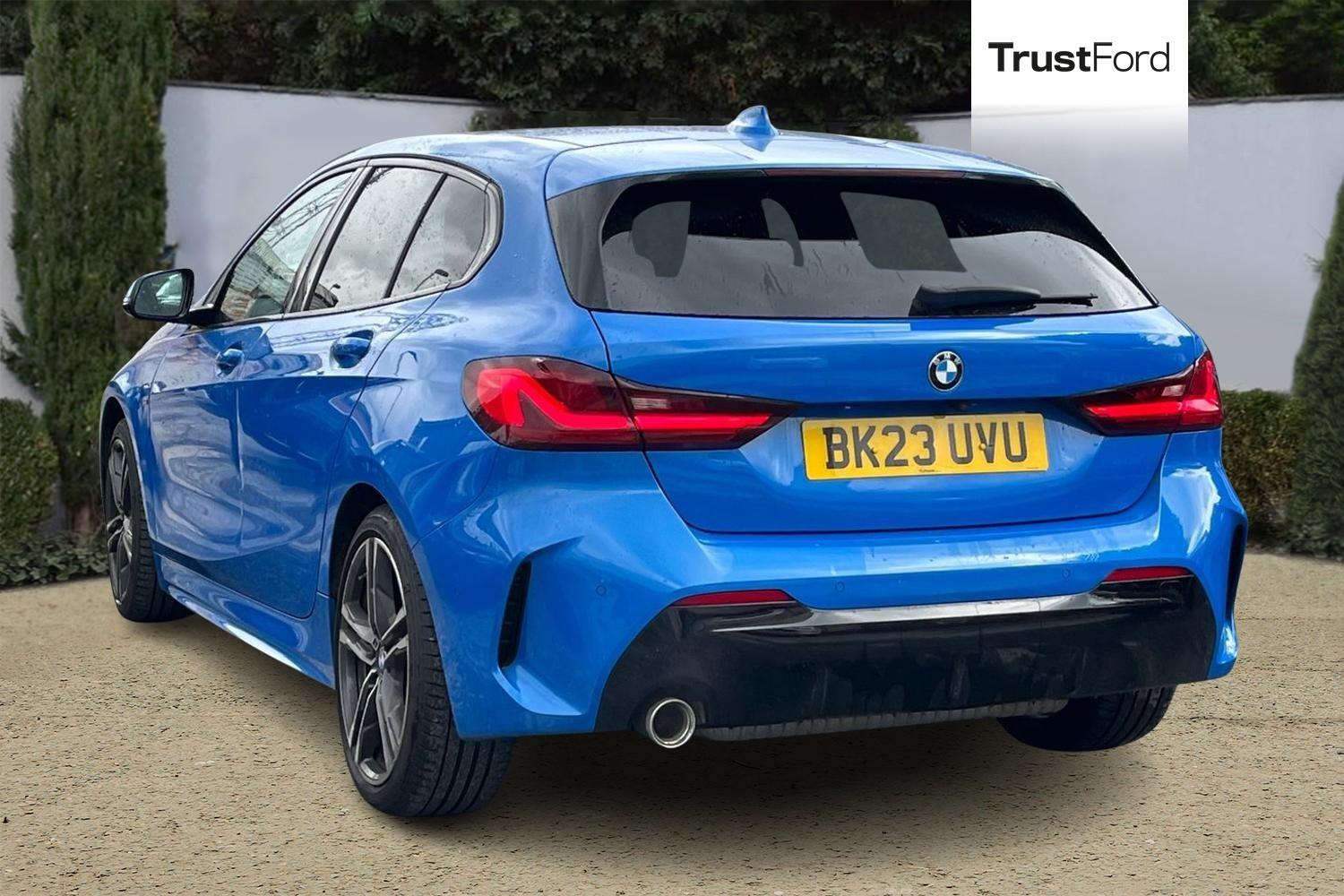 BMW 1 SERIES Photo 1