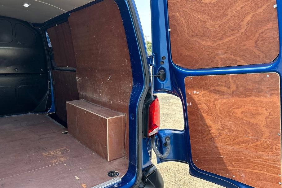 Used Volkswagen TRANSPORTER EX22FVM 30