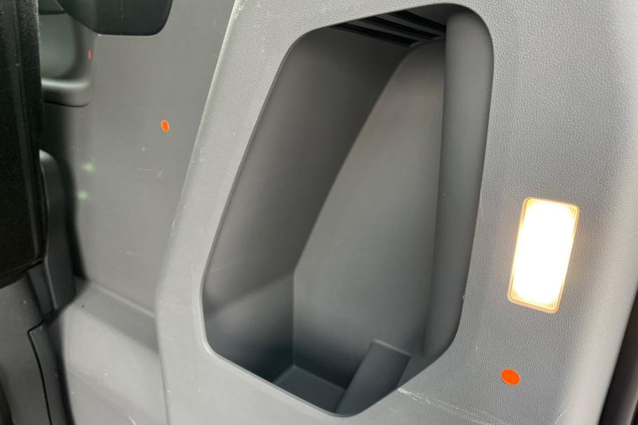 Used Ford TOURNEO CUSTOM 25