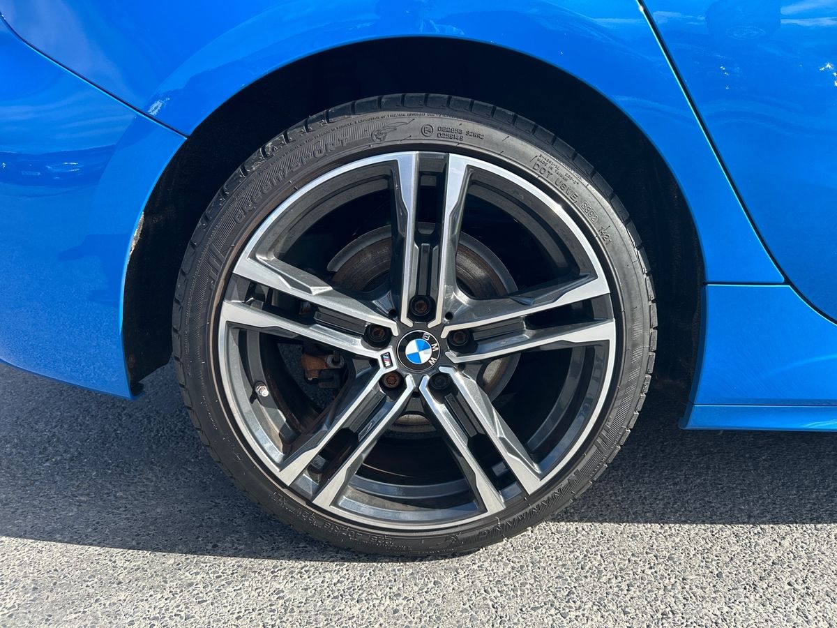 BMW 1 Series Photo 38
