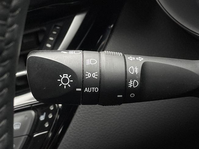 TOYOTA C-Hr Photo 42
