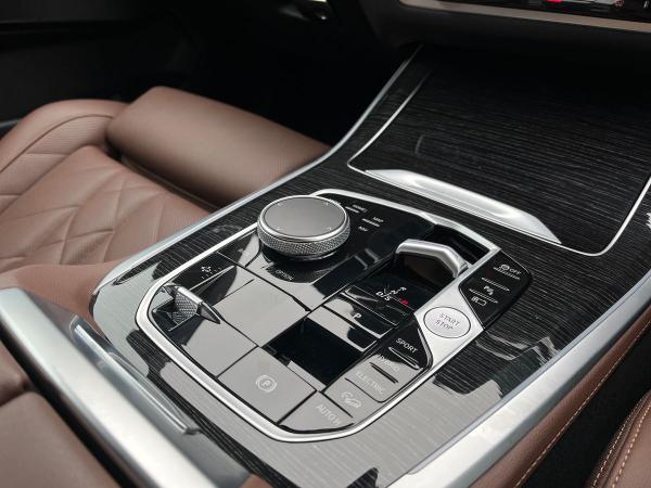 BMW X5 Photo autoimg-e196733430373557b87bd354687dedd248cafb1d.jpg