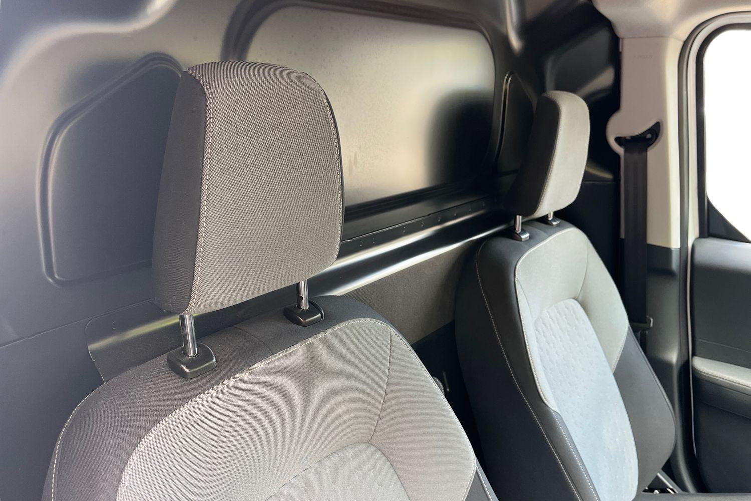Ford E-Transit Courier Photo 10
