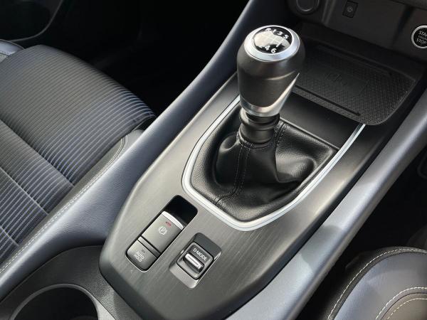 Nissan Qashqai Photo autoimg-e1a44f00af7dc9d417f4334c1d6160711c53a81d.jpg