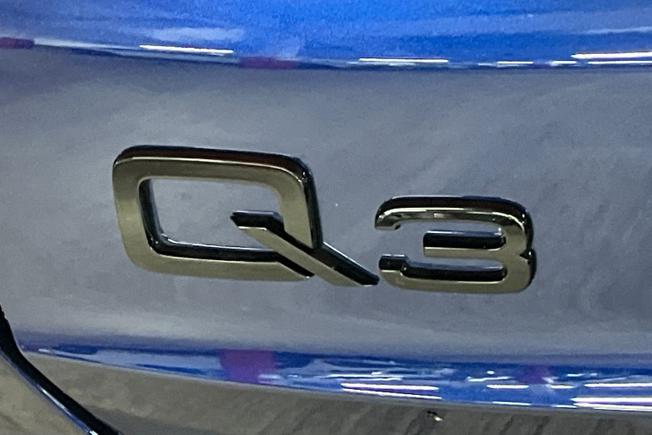 AUDI Q3 Photo 27
